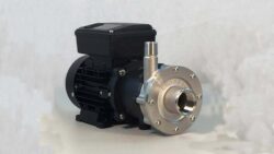 Chugger Max TCPSSMAX-CI-115/230V wort pump for brewing.