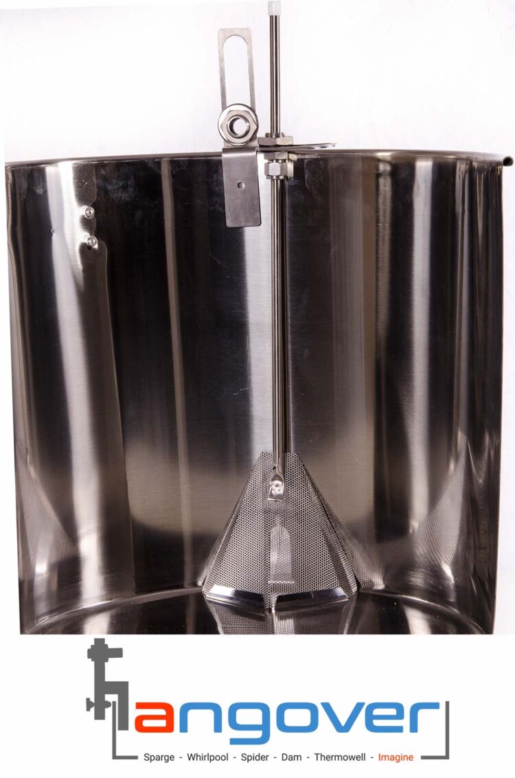 The TropStop trub dam in a kettle and ready to filter.