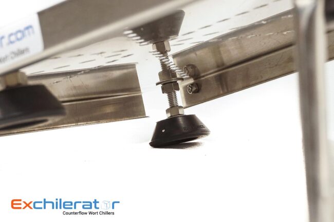 rubber legs on the chill tray.